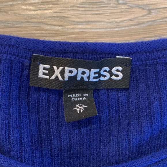 Express Sweater - Picture 2 of 5